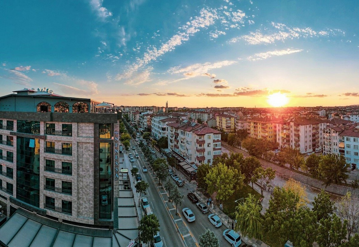 Nenessa Otel